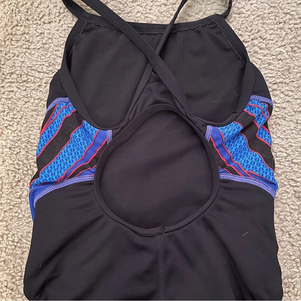 TYR Training One Piece - Picture 3 of 5